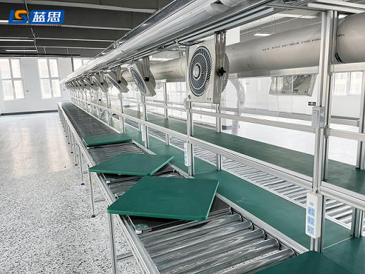 Unpowered roller conveyor line (3)